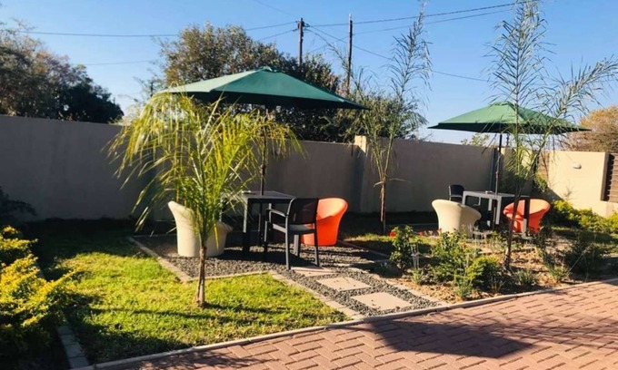 Palapye House | Pahotel Bed & Breakfast