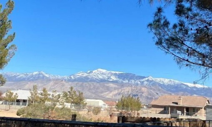 Pahrump Apartment | Pahrump Desert Oasis, 1 Hour from Las Vegas! Truck & Trailer Parking