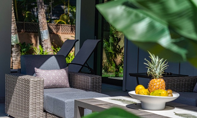Paia House | Paia Bay House, ocean front with stunning views from all rooms in the house.