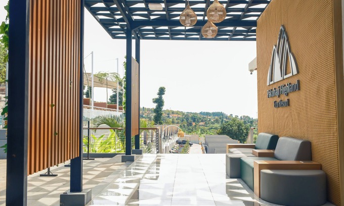 Ngamprah Hotel | Pakuhaji Higland Eco Resort