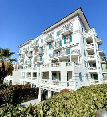 Bordighera Apartment | Palace Britannique Love and magic in Bordighera