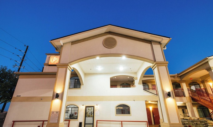 Fairbanks Hotel | Palace Inn Fairbanks
