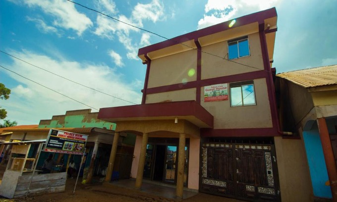 Jinja Hotel | Palace View Guest House