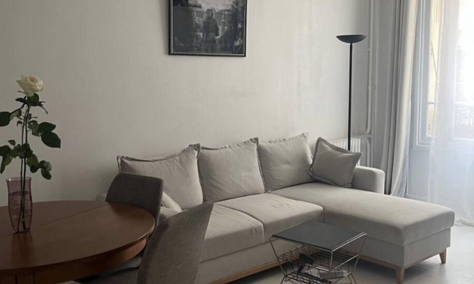 Vivienne Apartment | Palais Royal-Louvre apartment