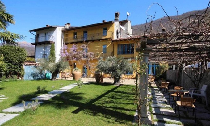 Croglio House | Palazzo dei Ulivi - Rosè, Purasca, Switzerland
