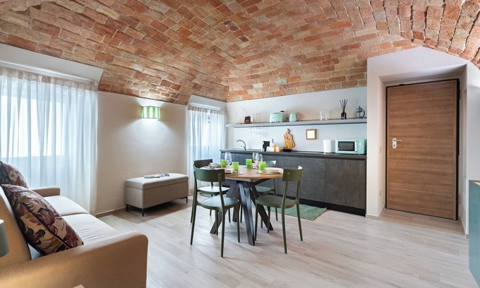 Alba Apartment | Palazzo Stupino - La Torre