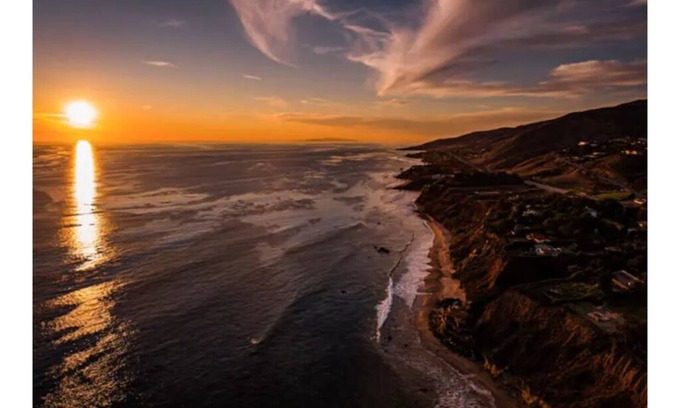Pacific Palisades House | Palisades Family Beach House near Surfing Spots