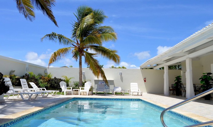 Noord Villa | Palm Beach Stunning Villa 13-Beds 10-Baths -26ppl