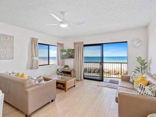 Palm Beach Apartment | Palm Breeze - Hosted by Burleigh Letting