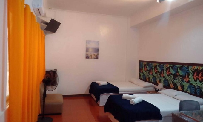 Puerto Princesa City Centre Apartment | Palm Grove: Coastal Condo