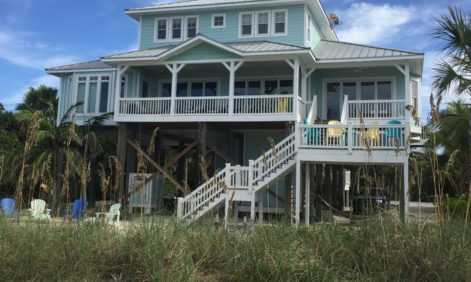 Palm Island House | Palm Island Beach Front House w/Private Pool-Floridays