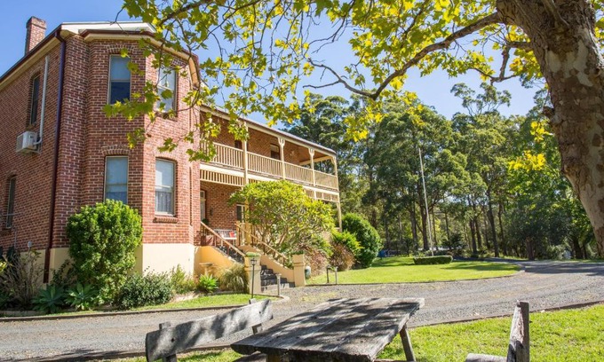Rainbow Flat Bed & Breakfast | Palmyra B&B