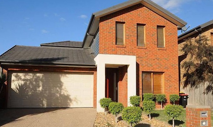Keysborough House | Pampas Grass Homestay