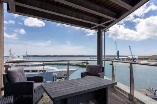 Poole Apartment | Panorama - 180-Degree Harbour Views