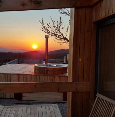 Kamnje Apartment | Panorama glamping Vipavska dolina