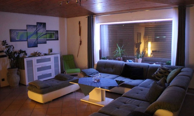 Allensbach Apartment | Panoramic apartment in the green