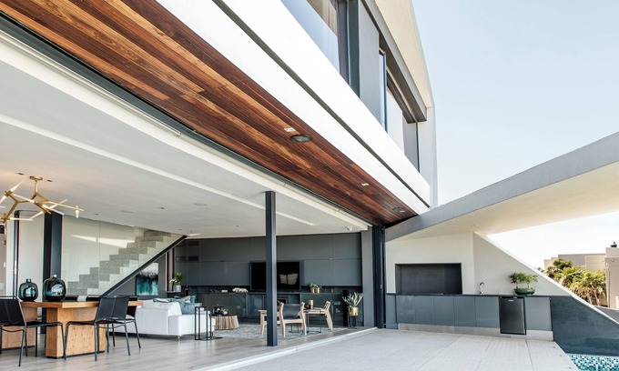 Trawal House | Panoramic Ocean & Mountain views, Luxurious Design 4-bedroom House with pvt Pool