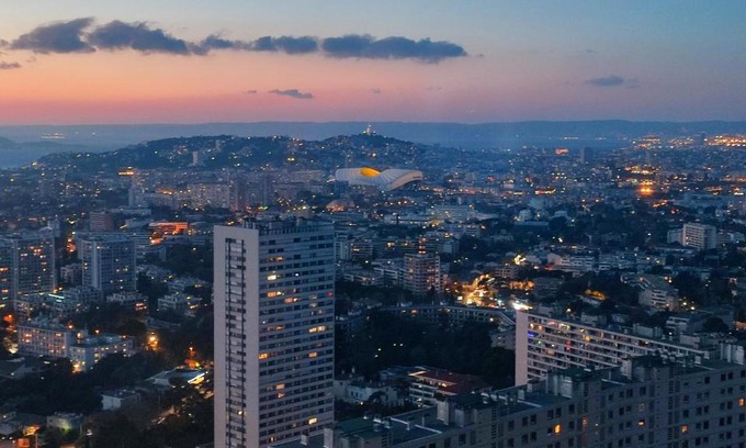 La Panouse Apartment | Panoramic view of Marseille for two