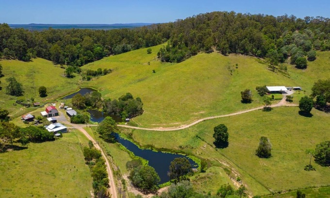 Wilsons Pocket Other | Panoramic Views, Peaceful, Fire pit, Wood BBQ, Feed the cute animals.