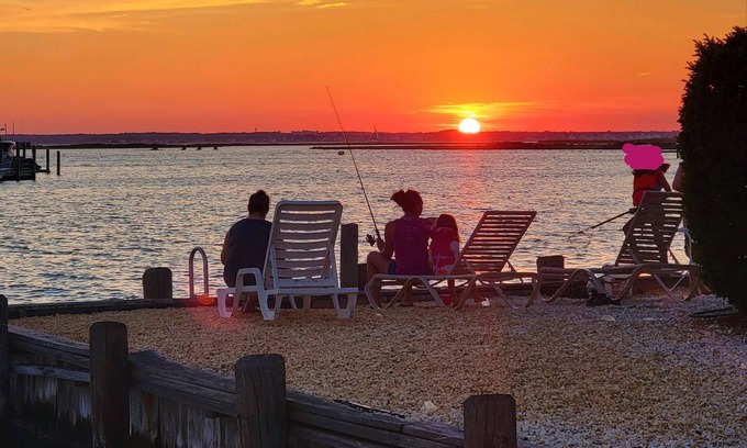 Dover Beaches North House | Panoramic Water Views! Chadwick Beach Island! Weekly Summer Rental. New Deck!