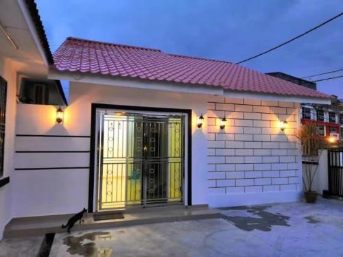 Pengkalan Baharu House | Pantai Remis Homestay 118A