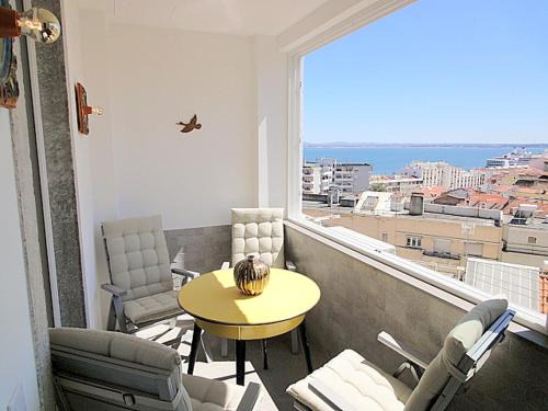Santa Engracia Apartment | Panteao - Lissabon Altstadt