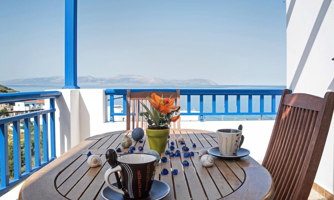 Agia Pelagia House | Pantonia Apartments