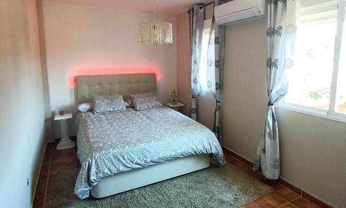 Rozas de Puerto Real Apartment | Paradise