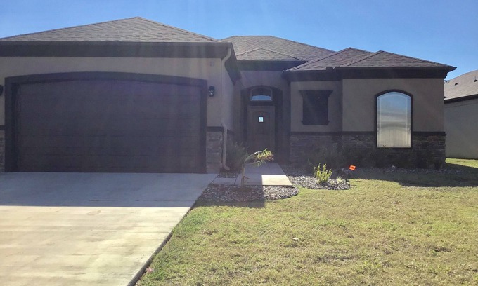 Laguna Vista Villa | Paradise in the Sun- 11 Valdarama-Pet Friendly
