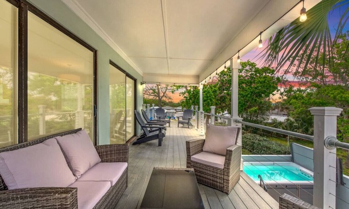 Laguna Beach Estates House | Paradise Palms: Prvt Swim Spa, Pets OK, Games, 1 Blk to Bch, FREE Activities!