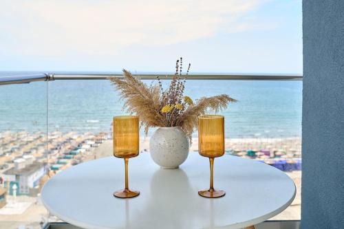Mamaia-Sat Apartment | Paradise Sea View 2BD apt Spa n Pools beach resort