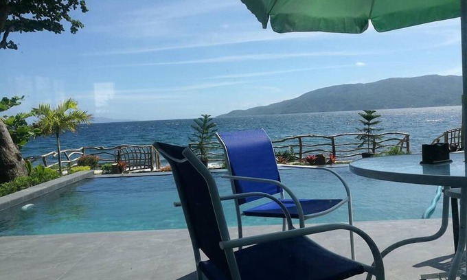 Mabini Hotel | Paradiso Rito Waterfront Oasis
