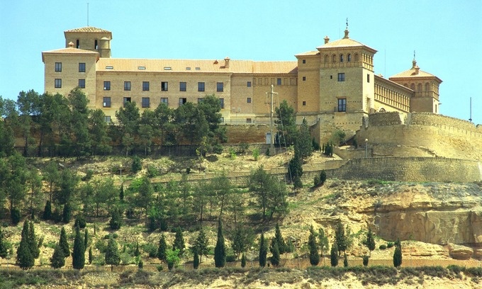 Alcaniz Hotel | Parador De Alcañiz