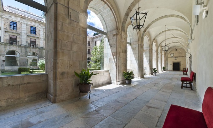 Cangas del Narcea Municipality Hotel | Parador De Corias