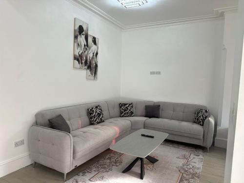 Thornton Heath House | Parchmore House