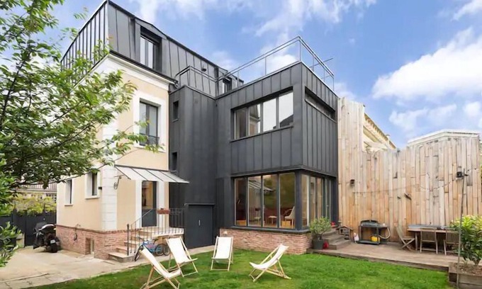 Asnieres-sur-Seine Apartment | Paris Agnette Garden House