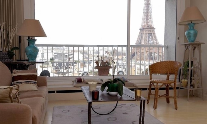 Grenelle Apartment | Paris Apartment : Eiffel View from All RoomsBalcony, Air Con