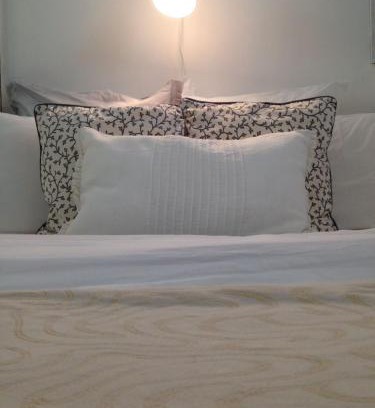 Auteuil Apartment | Paris Lady Mimi