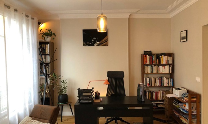 Villejuif Apartment | Paris Retreat, Work, Dream, Repeat!