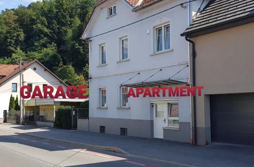 Ljubljana City Centre Apartment | Park