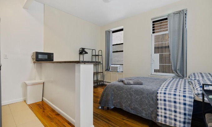 Manhattan Valley Apartment | Park Side Living, Get Cozy