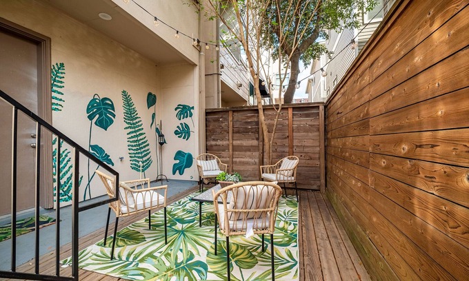 MacGregor House | parkhaus htx | by museum district | 2br2.5ba