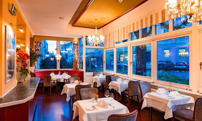 Sankt Leonhard Hotel | Parkhotel Graz - Traditional Luxury
