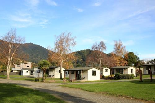 Waikawa Bay Resort | Parklands Marina Holiday Park