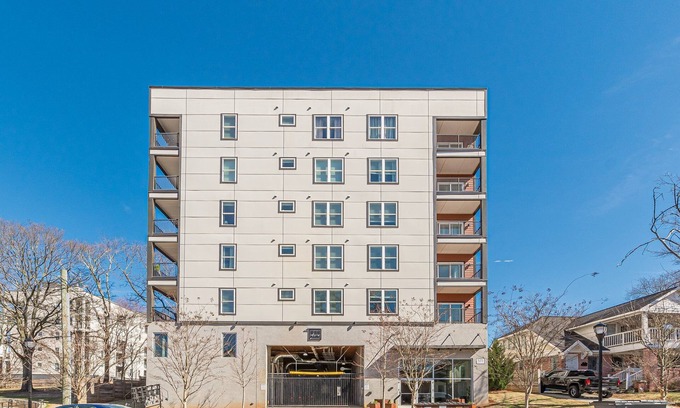 Old Fourth Ward Condo | PARKside.101 Retreat: Stylish 2-Bedroom + 2-Bath Condo in Atlanta - Old 4th Ward