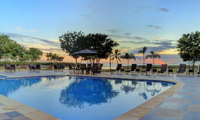 Viseisei Hostel | Parkside Nila Beach Resort