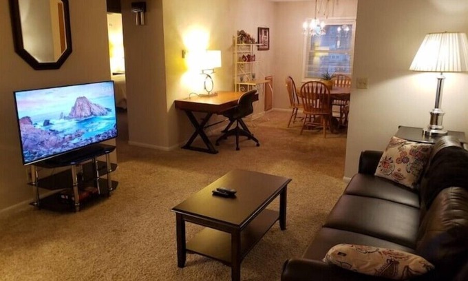 Stockton Apartment | Parkview 2 Bedroom Condo