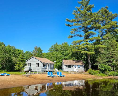 Algonquin Highlands Resort | Parkway Cottage Resort and Trading Post