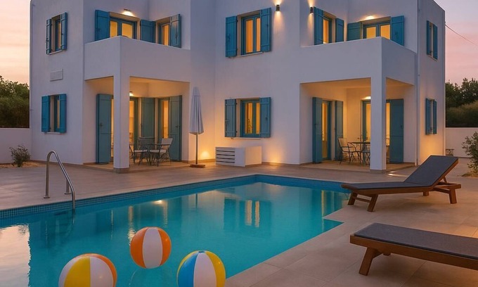 Aliki Apartment | Paros Poolside Getaway - Artemis Beach House