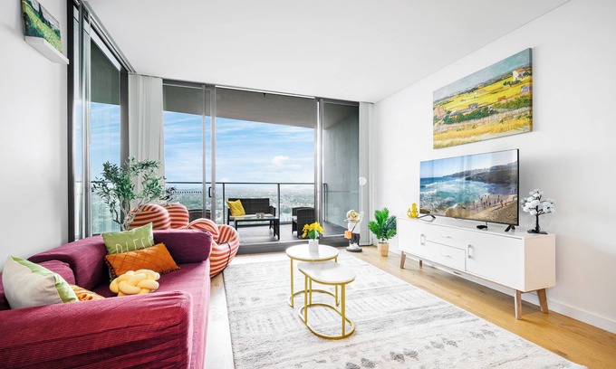 Parramatta Apartment | Parramatta Luxury 2-bedroom apartment Near Shopping Center Train Station